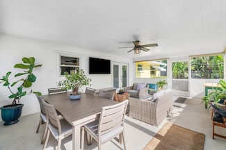 126 Pineview Rd, Jupiter, FL 33469