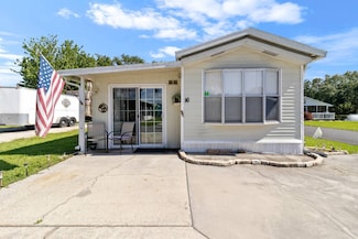 16 Coral Ln, Auburndale, FL 33823