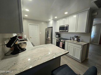 3932 W Lawrence Ln, Phoenix, AZ 85051