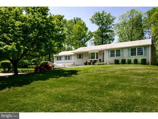 186 Pleasant Valley Rd, Titusville, NJ 08560