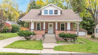 88 N Clinton Ave, Clintonville, WI 54929