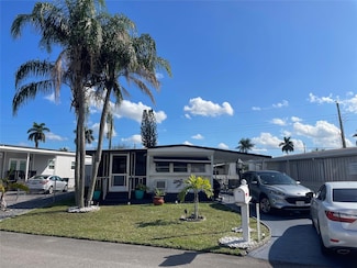 8610 SW 18th Ct, Davie, FL 33324