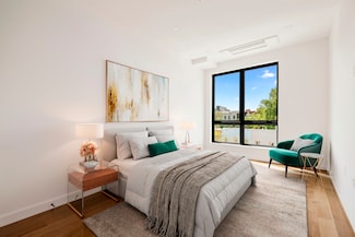78 Harman St Unit 2-R, Brooklyn, NY 11221