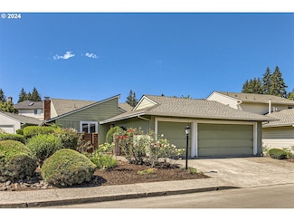 9705 SW Lakeside Dr, Portland, OR 97224