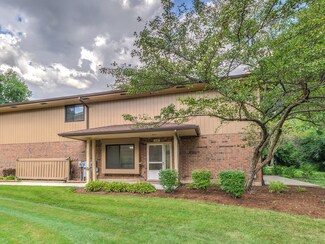 715 Whalom Ln Unit 4C2, Schaumburg, IL 60173