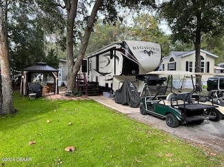 25197 NE 142nd St, Salt Springs, FL 32134