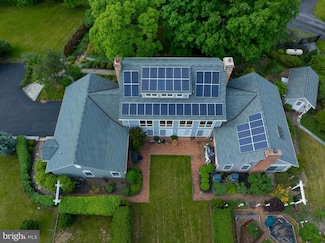 2548 Mountain Lake Rd, Hedgesville, WV 25427