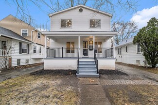 122 Florence St, Clawson, MI 48017