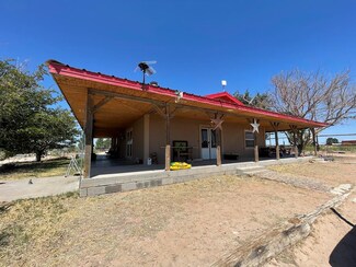 1705 W 36th St, Monahans, TX 79756