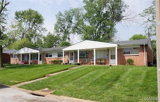 229 Solon Dr, Ballwin, MO 63021