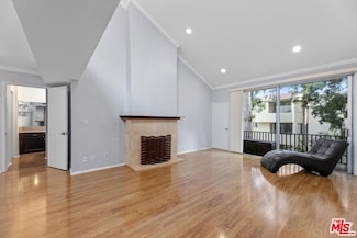 5325 Newcastle Ave Unit 338, Encino, CA 91316