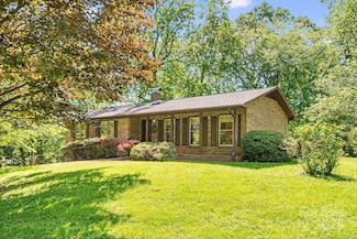 3127 Butler Bridge Rd, Mills River, NC 28759