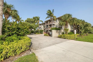 3816 6th Ave, Holmes Beach, FL 34217