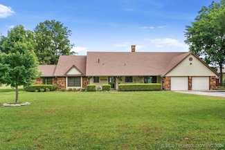 4152 W Oak St, Skiatook, OK 74070