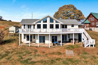 1129 Hannabass Dr, Goodview, VA 24095
