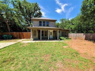 607 Woodland St, Denton, TX 76209