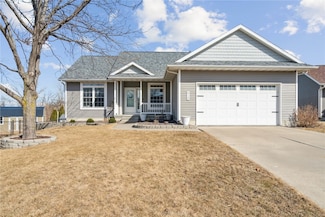 5725 Bethpage Cir SW, Cedar Rapids, IA 52404