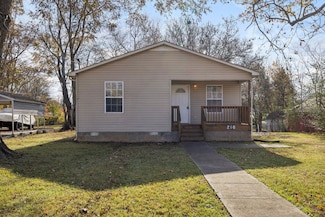 216 Winters St, Adams, TN 37010