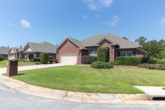 1627 Beachcomber Dr, Gulf Breeze, FL 32563