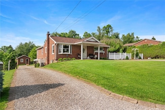 110 Jacqueline Dr, Natrona Heights, PA 15065
