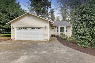 2249 S East Camano Dr, Camano Island, WA 98282