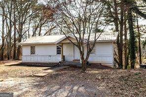 251 E Killian St, Canton, GA 30114