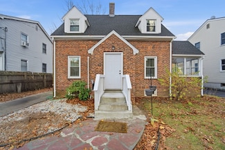 103 Ontario St, Springfield, MA 01104