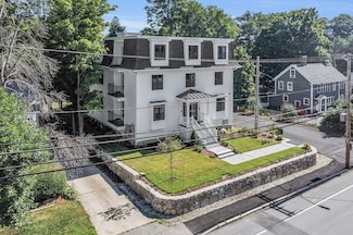 50 Main St Unit 201, Pepperell, MA 01463