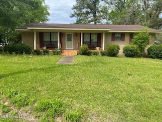 22 N Joliff St, Eupora, MS 39744