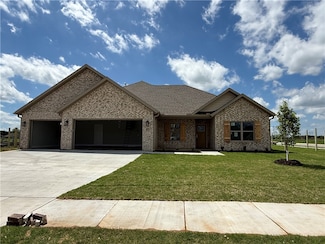 171 N Banner Ave, Farmington, AR 72730