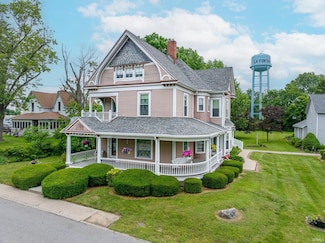 8 Hale St, La Fontaine, IN 46940