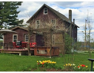 823 River Rd, Deerfield, MA 01342