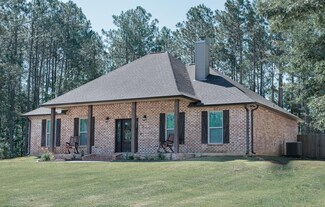 38 Switch Dr, Carriere, MS 39426