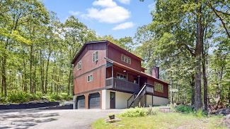 158 Wild Meadow Dr, Milford, PA 18337