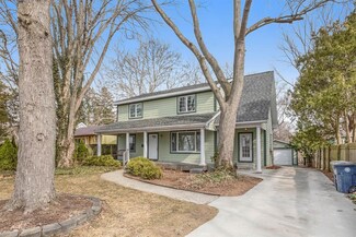 1604 Longshore Dr, Ann Arbor, MI 48105