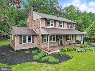 1221 Lakewood Dr, Wilmington, DE 19803