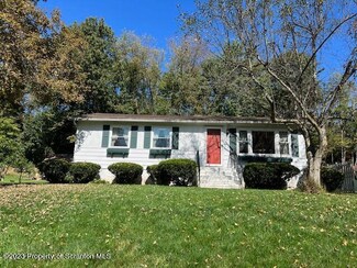 8 Ironwood St, Tunkhannock, PA 18657
