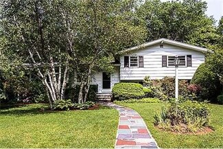 9 Bryant Rd, Lexington, MA 02420