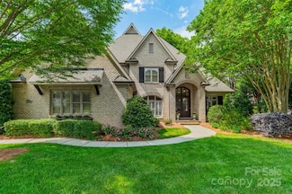 7138 Wessynton Dr, Charlotte, NC 28226