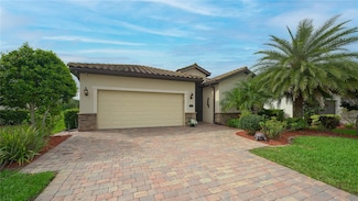 6888 Willowshire Way, Bradenton, FL 34212