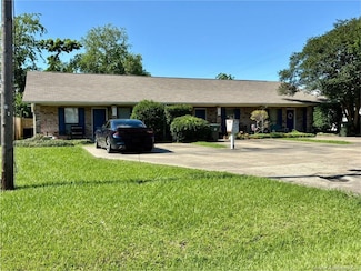 1851 N Tallowood Dr, Lake Charles, LA 70605