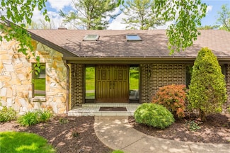114 Moore Dr, Canonsburg, PA 15317