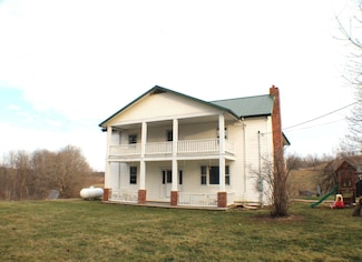 5210 Seneca Trail, Hillsboro, WV 24946