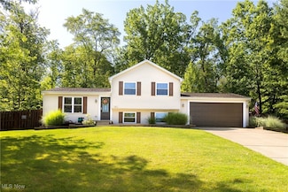 9461 Yorkview Dr, North Royalton, OH 44133