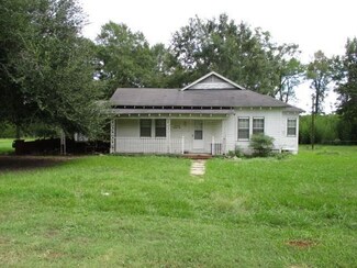 7696 Oak St, Robeline, LA 71469