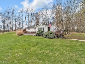 5924 Fohl Rd SW, Navarre, OH 44662