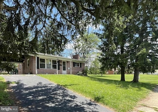 503 N High St, Martinsburg, WV 25404