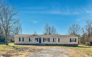 9 Long Acre Ln, Simpsonville, SC 29680