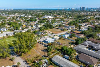 30 W St, Riviera Beach, FL 33404
