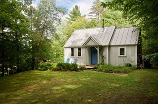 10 River Run Rd, Hyde Park, VT 05661